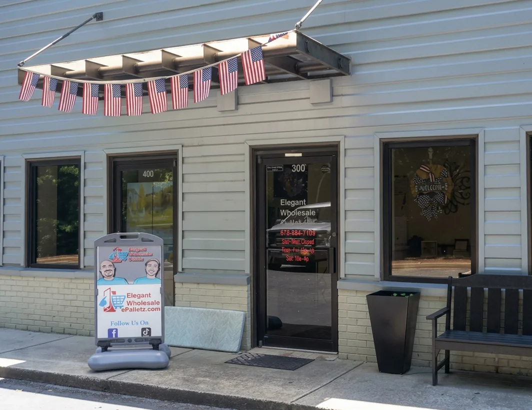 Elegant Wholesale Outlet main entrance in Peachtree City, GA